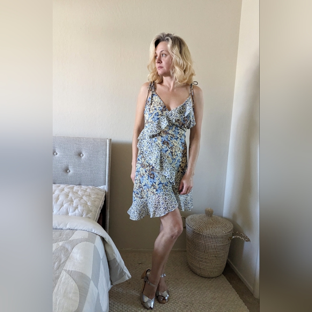 ASTR the label casual dress with bow tie sleeves